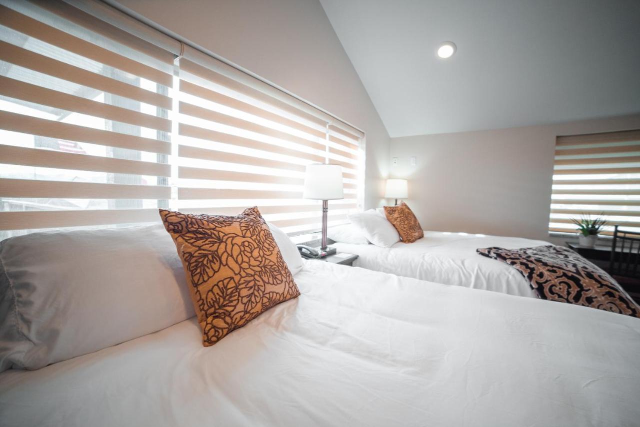 Iron Springs Luxury Lodge & Spa 시더 시티 외부 사진